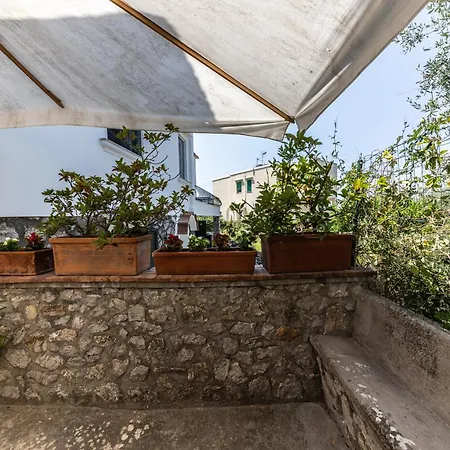 Casa Sabina - *